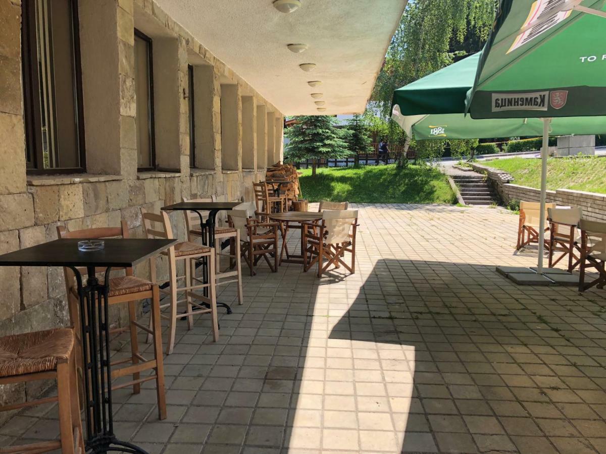 Flora Hotel - Apartments Borovets Esterno foto
